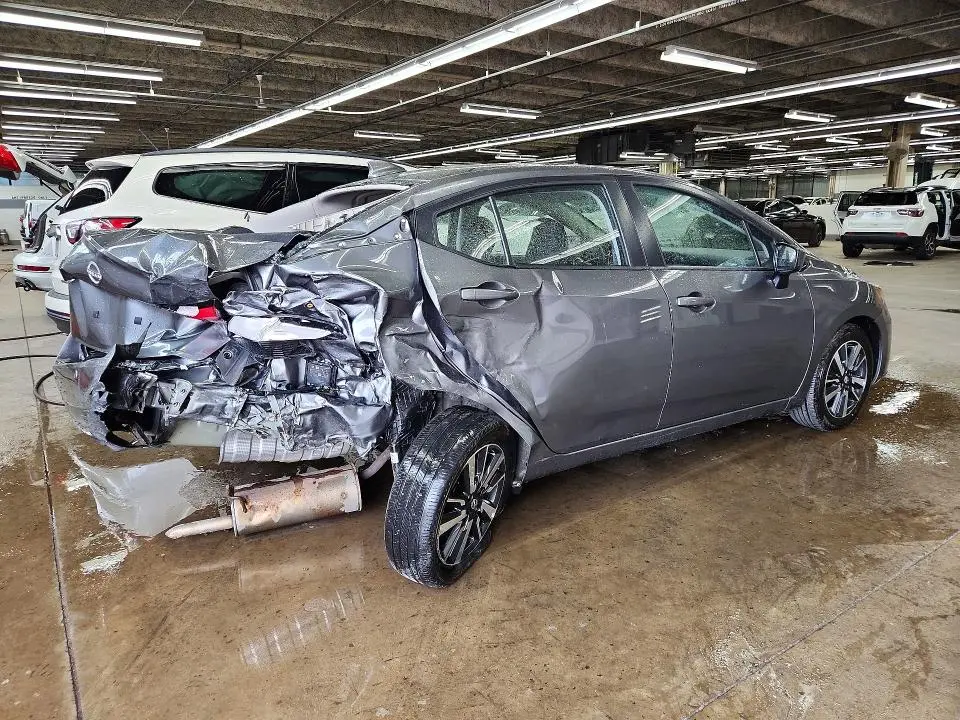 2025 NISSAN VERSA SV  