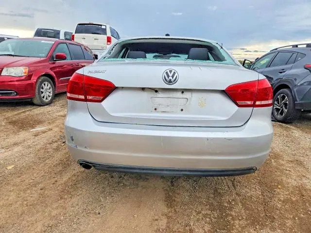 2012 VOLKSWAGEN PASSAT S  