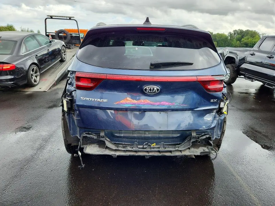 2022 KIA SPORTAGE EX  