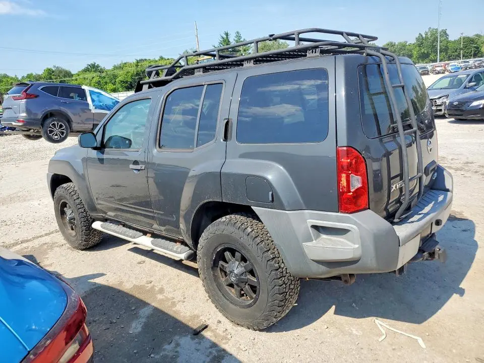 2010 NISSAN XTERRA X  