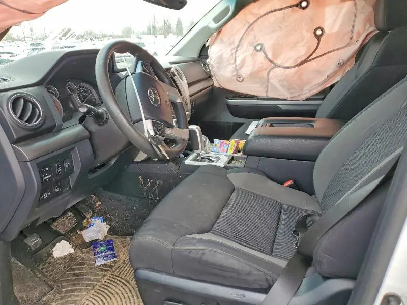 2017 TOYOTA TUNDRA SR5  