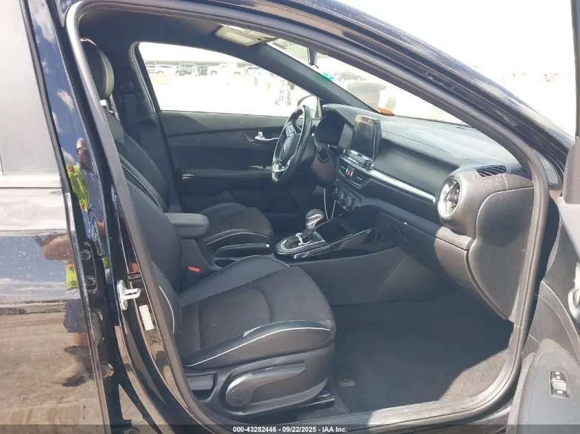 2020 KIA FORTE GT-LINE