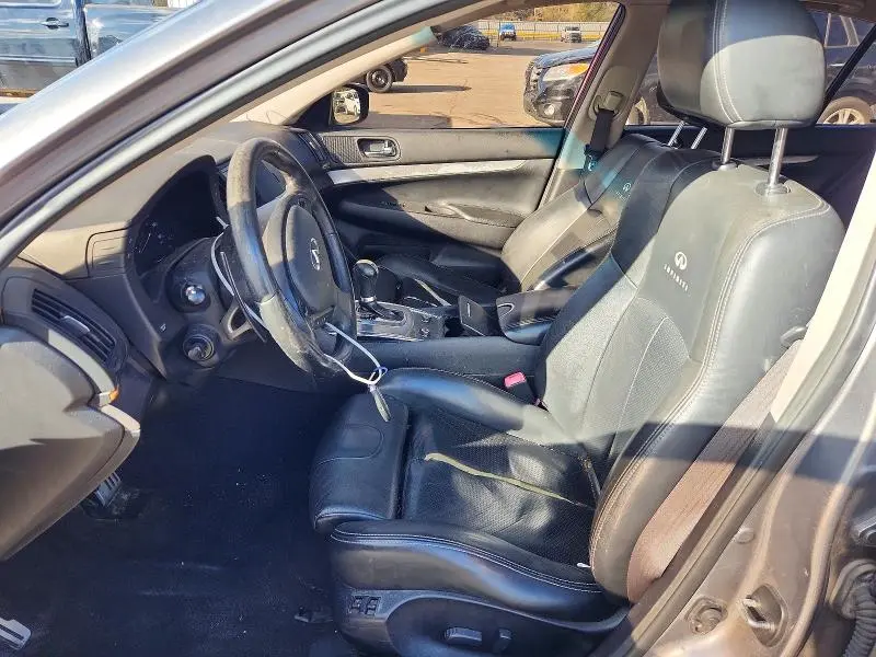 2012 INFINITI G37 BASE  