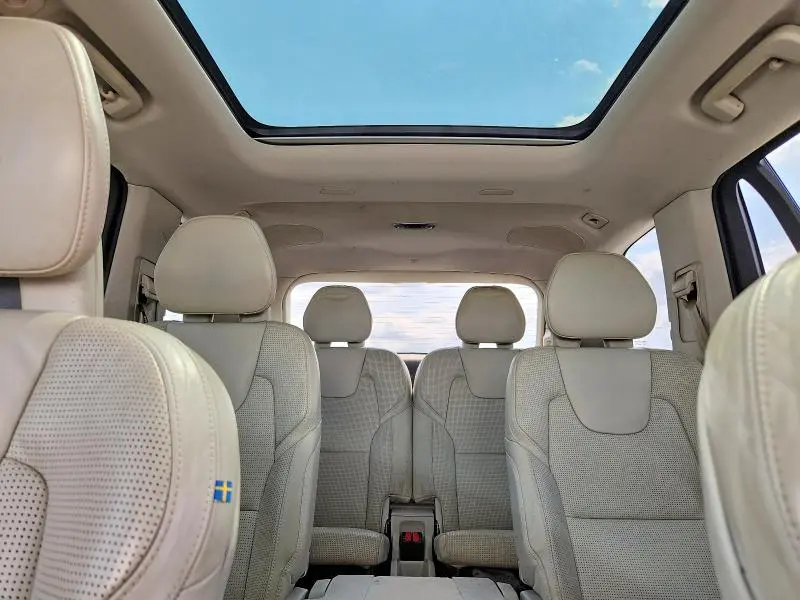 2016 VOLVO XC90 T6  