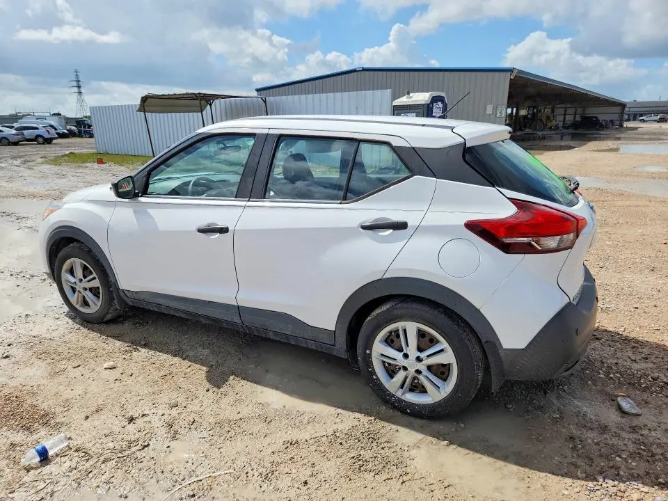 2020 NISSAN KICKS S  