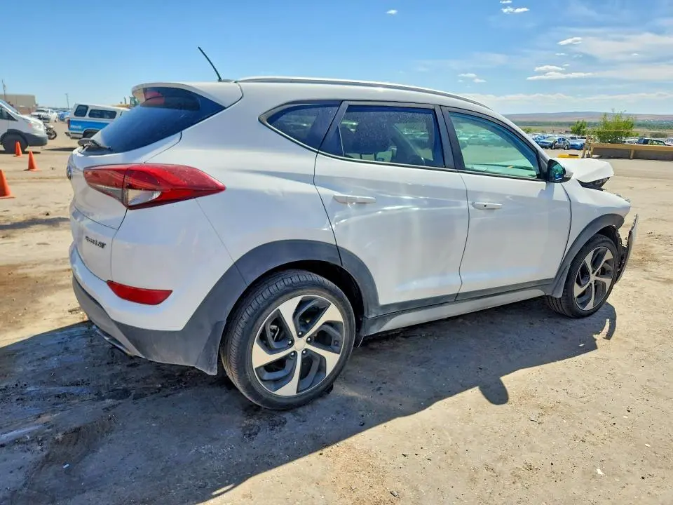 2017 HYUNDAI TUCSON SPORT  