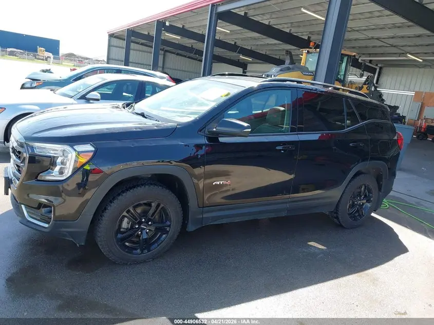 2023 GMC TERRAIN AWD AT4