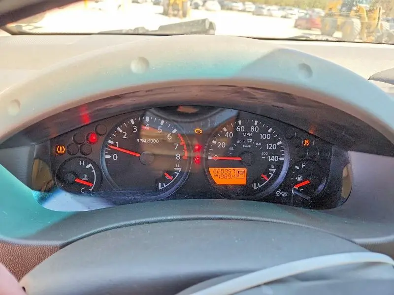 2014 NISSAN FRONTIER S  