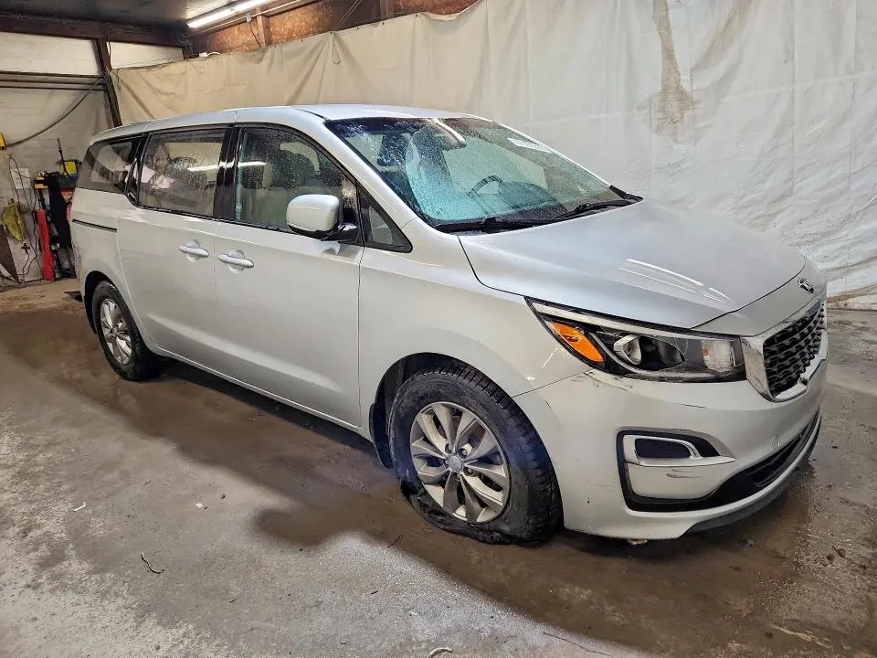 2020 KIA SEDONA L  