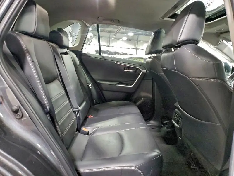 2022 TOYOTA RAV4 LIMITED  