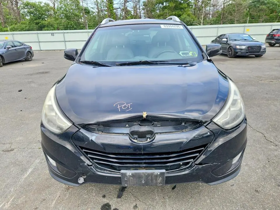 2014 HYUNDAI TUCSON SE  