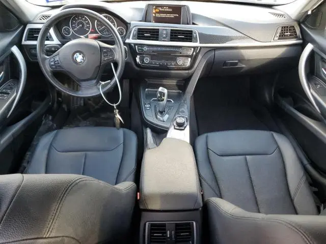 2017 BMW 320 I  