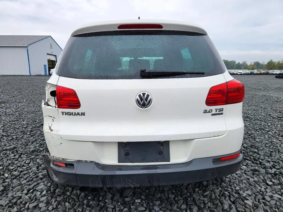 2012 VOLKSWAGEN TIGUAN S  