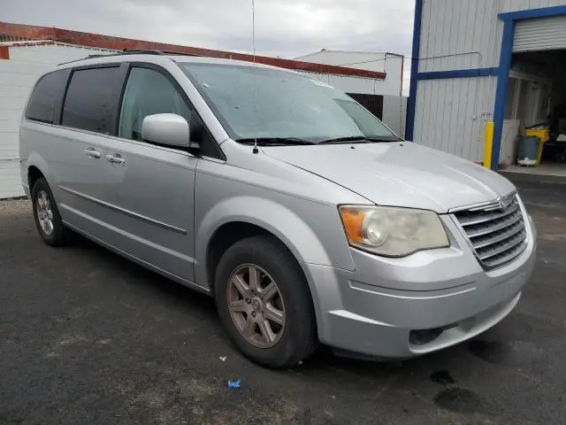 2010 CHRYSLER TOWN & COUNTRY TOURING