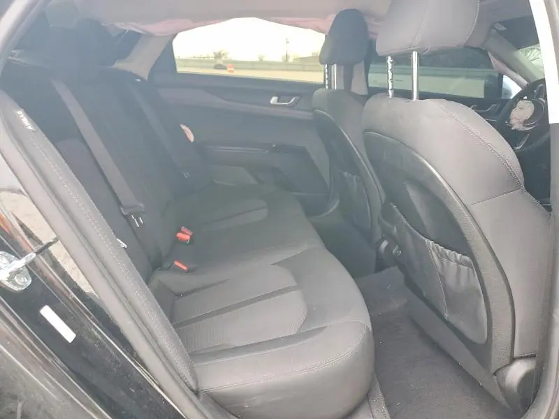 2022 KIA K5 LXS  