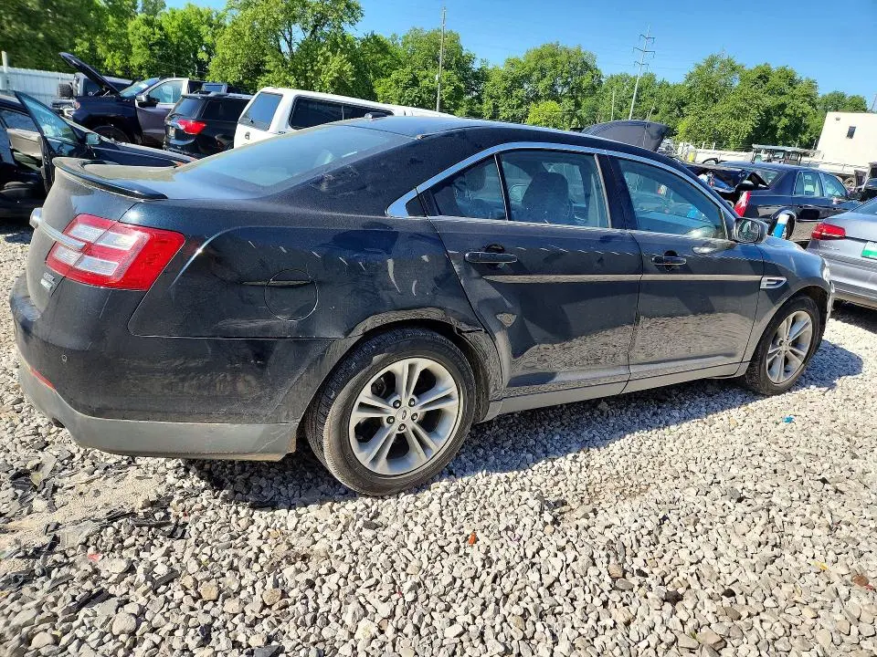 2015 FORD TAURUS SEL  