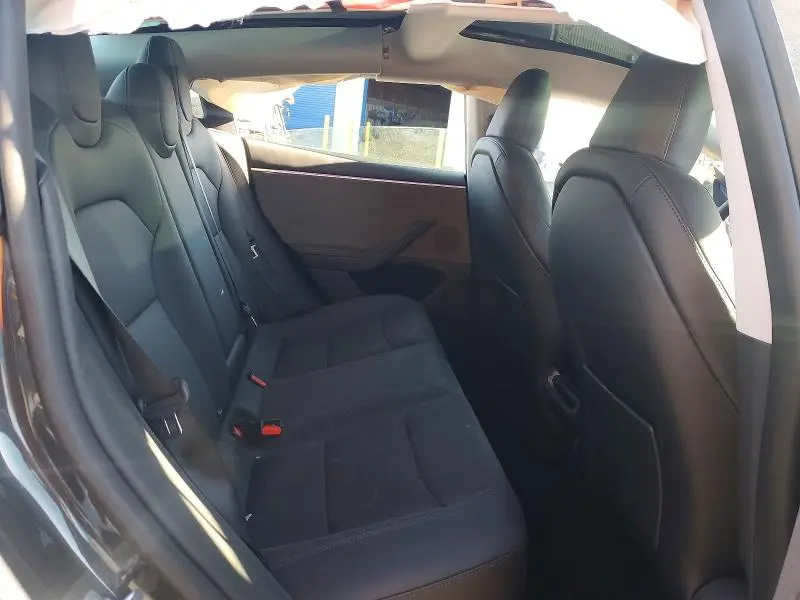 2026 TESLA MODEL 3   