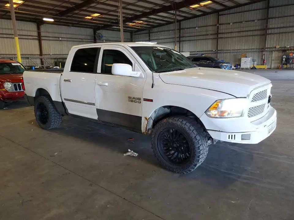 2014 RAM 1500 ST  