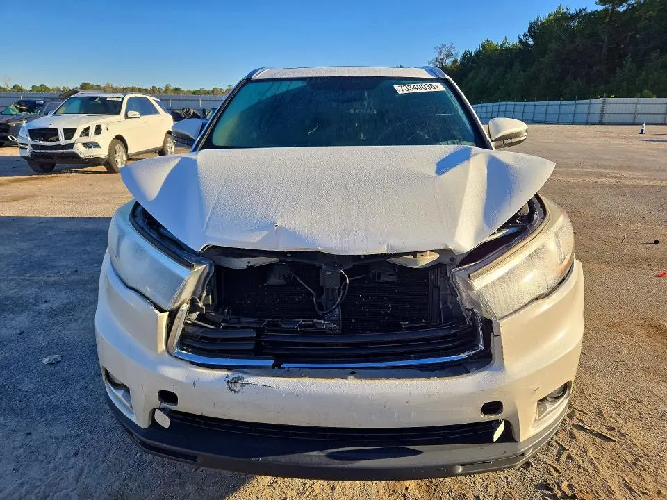 2015 TOYOTA HIGHLANDER LIMITED  