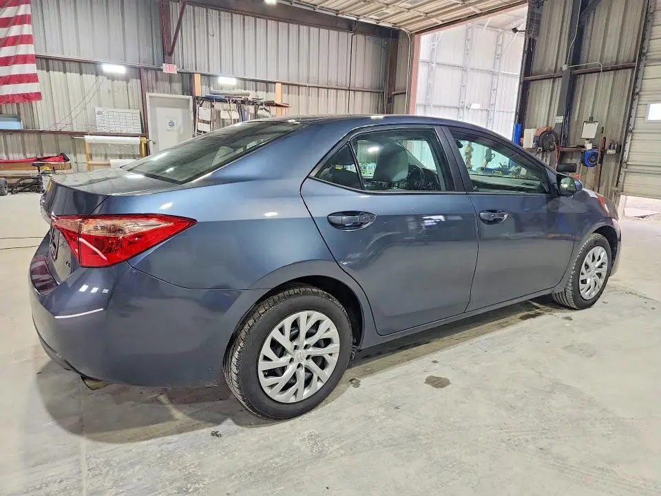 2018 TOYOTA COROLLA LE  