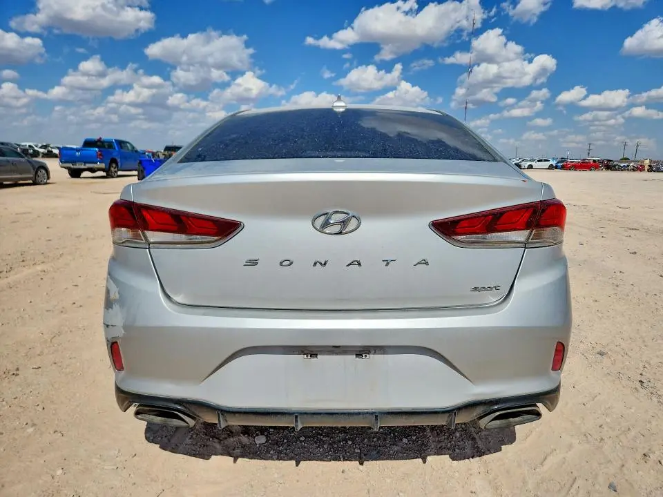 2018 HYUNDAI SONATA SPORT  