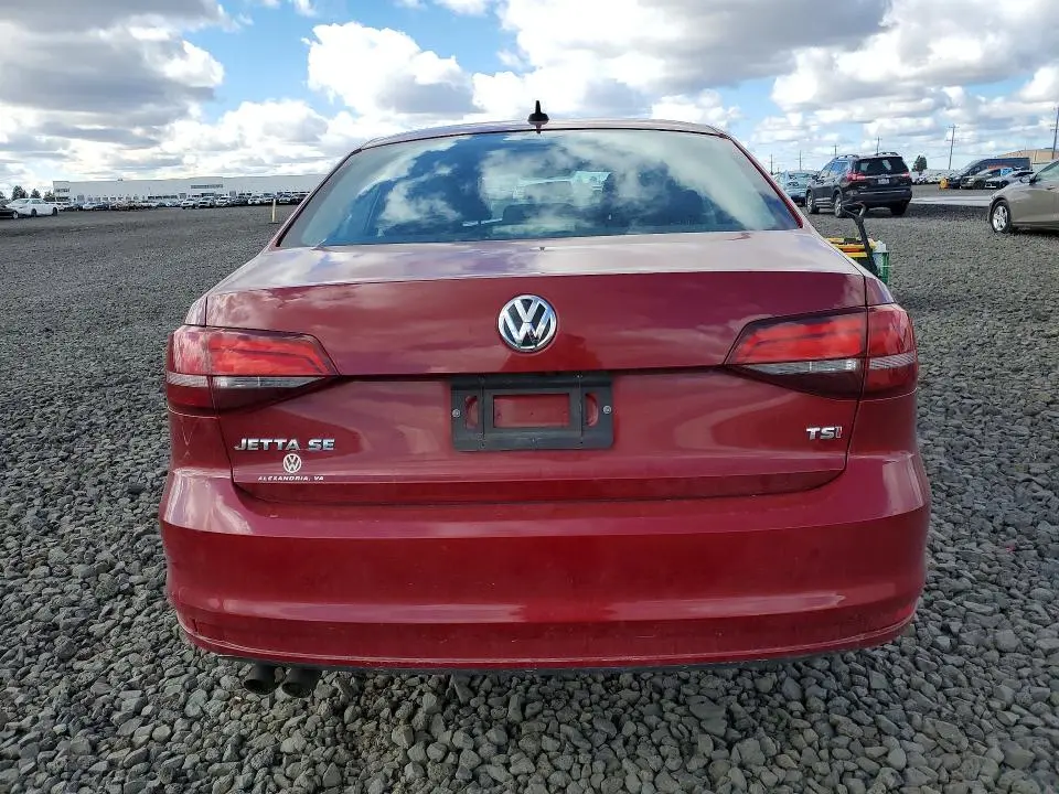 2017 VOLKSWAGEN JETTA SE  