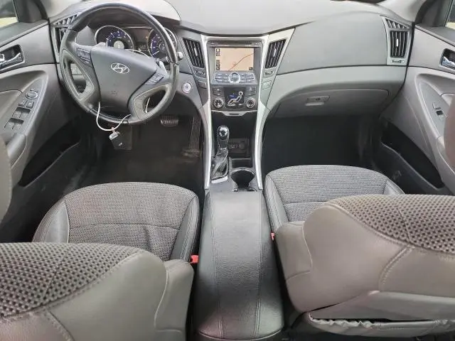 2011 HYUNDAI SONATA SE  