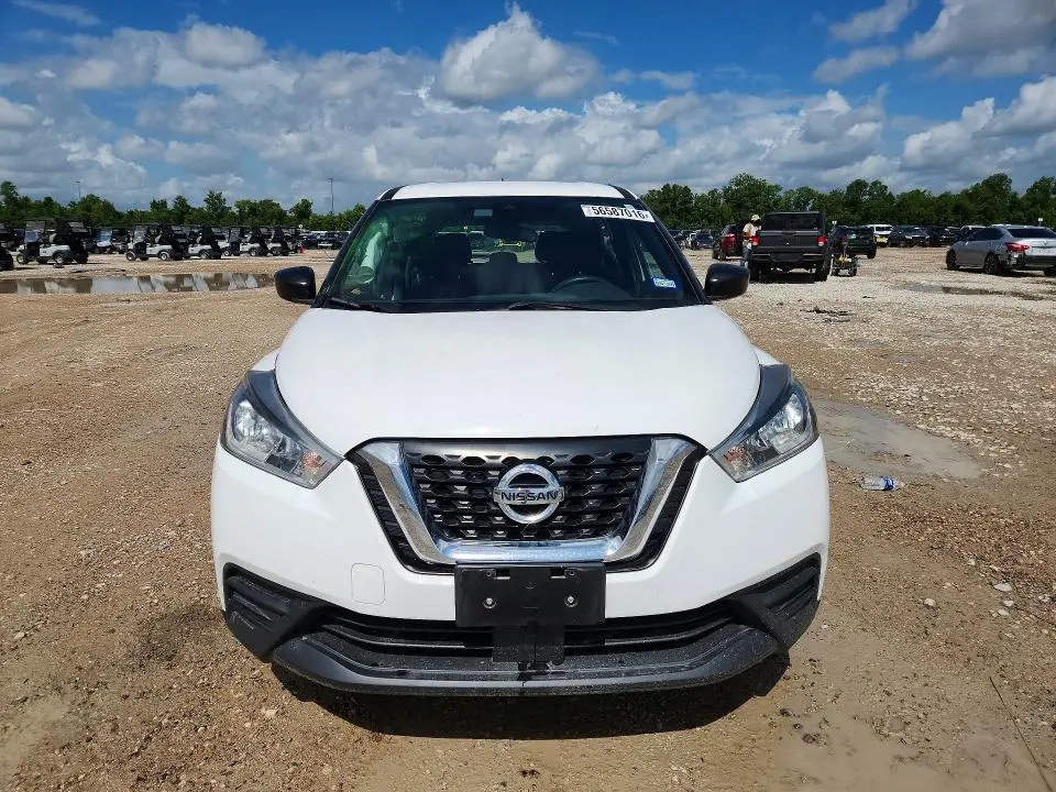 2020 NISSAN KICKS S  