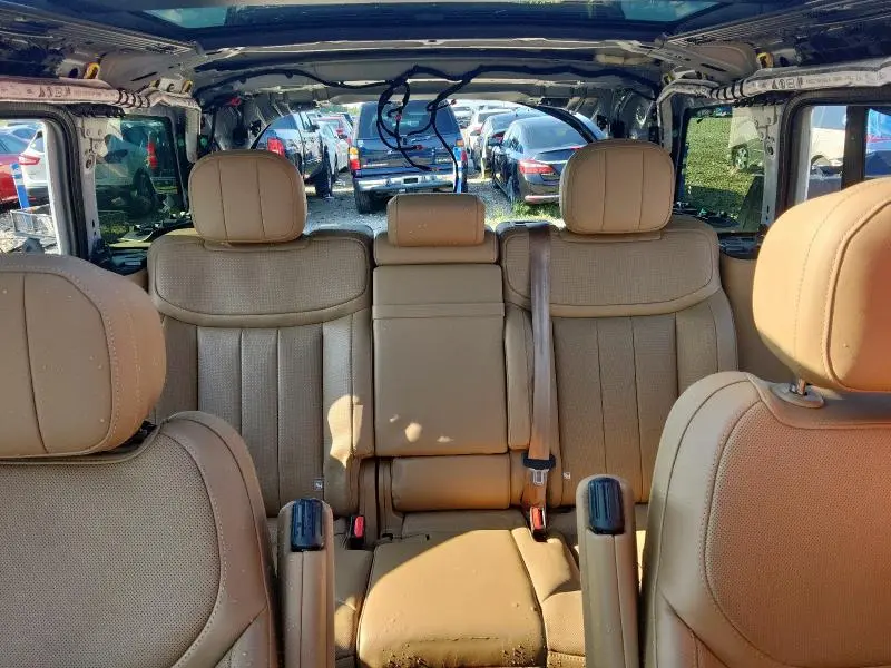 2024 LAND ROVER RANGE ROVER SE  