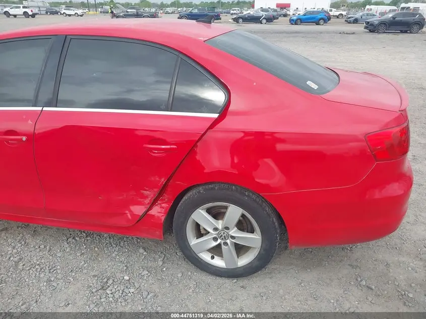 2014 VOLKSWAGEN JETTA 2.0L TDI