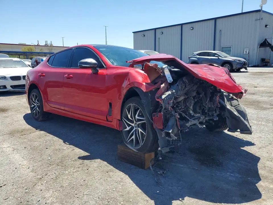 2022 KIA STINGER GT LINE  