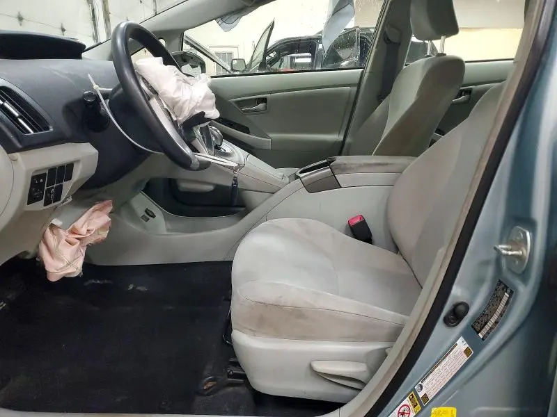 2013 TOYOTA PRIUS THREE  