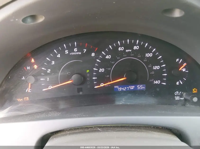 2011 TOYOTA CAMRY LE
