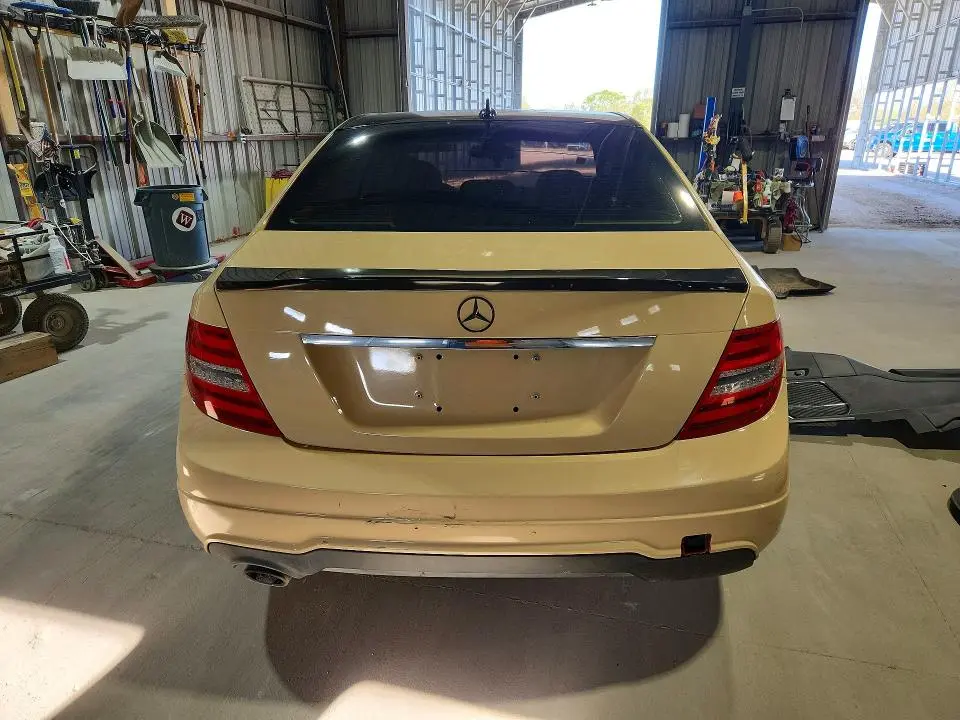 2013 MERCEDES-BENZ C 250  