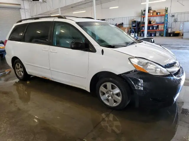 2010 TOYOTA SIENNA CE  