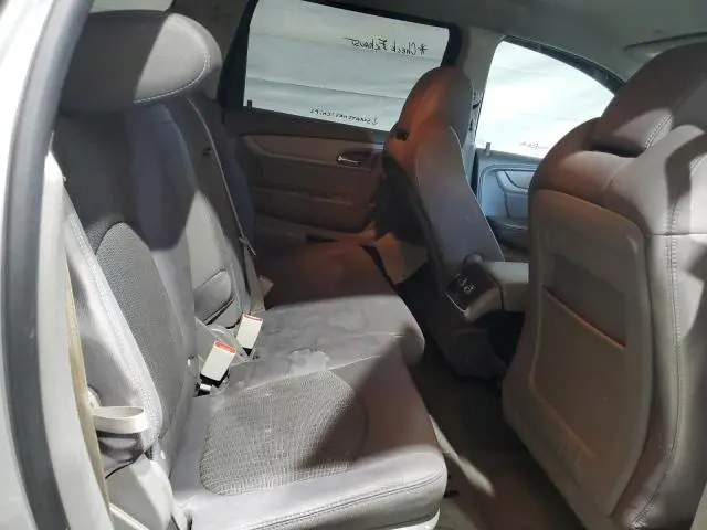 2015 CHEVROLET TRAVERSE LS  