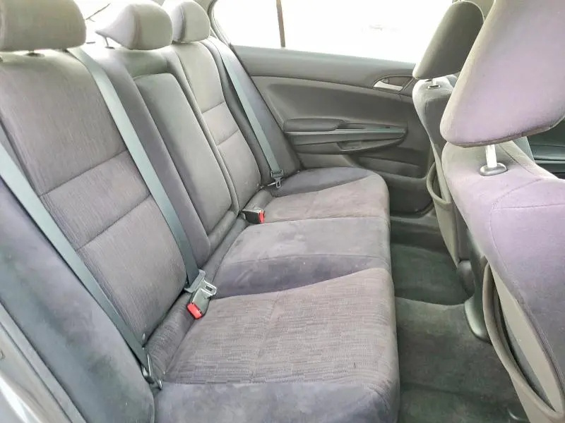 2011 HONDA ACCORD LX  