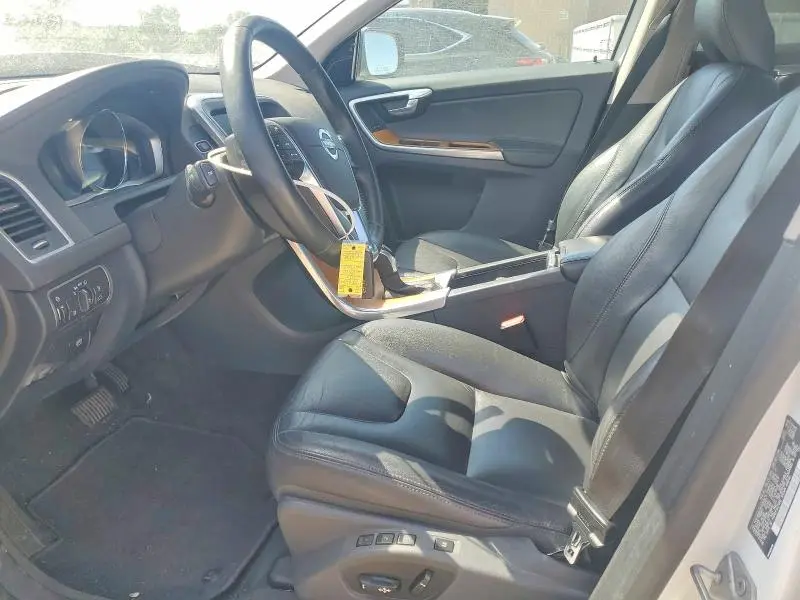 2017 VOLVO XC60 T5 INSCRIPTION  