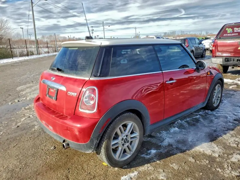 2012 MINI COOPER   
