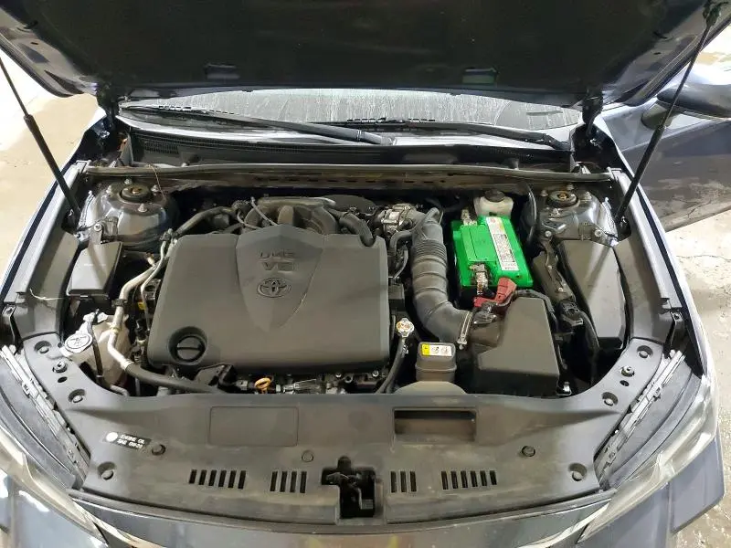 2019 TOYOTA AVALON LIMITED  