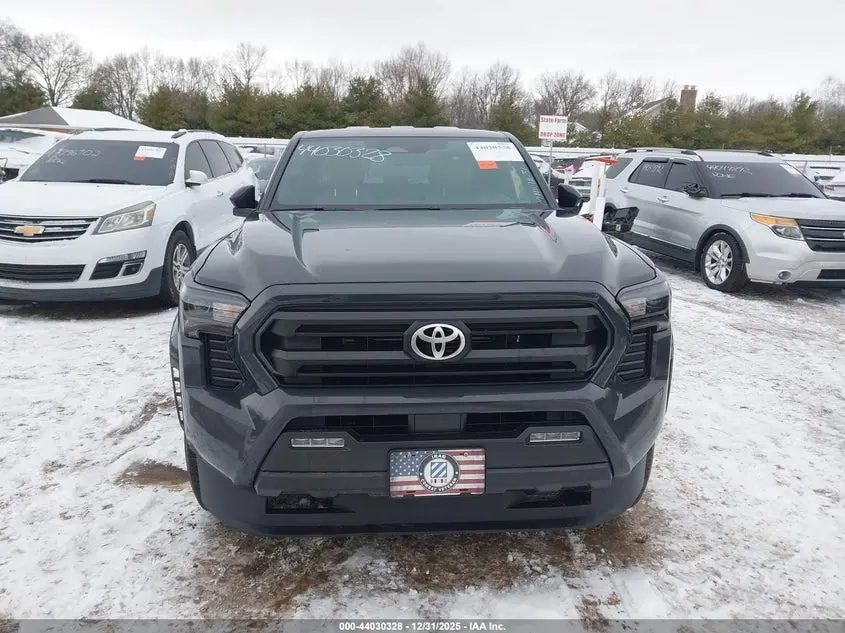2025 TOYOTA TACOMA SR5