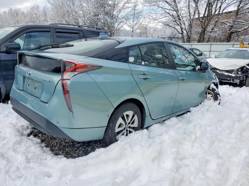 2017 TOYOTA PRIUS   