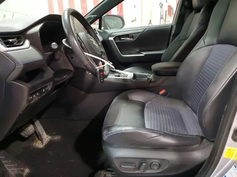 2020 TOYOTA RAV4 XSE  