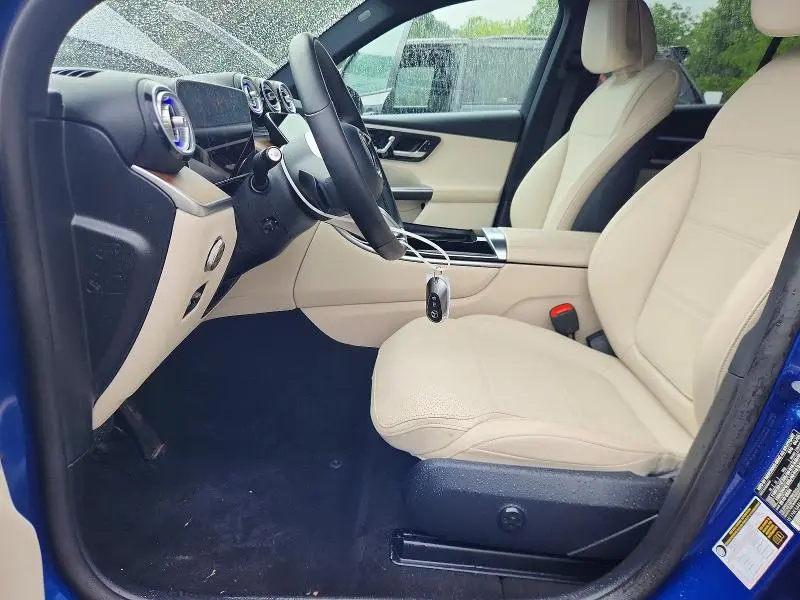 2025 MERCEDES-BENZ GLC 300 4MATIC  