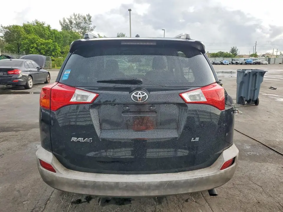2015 TOYOTA RAV4 LE  