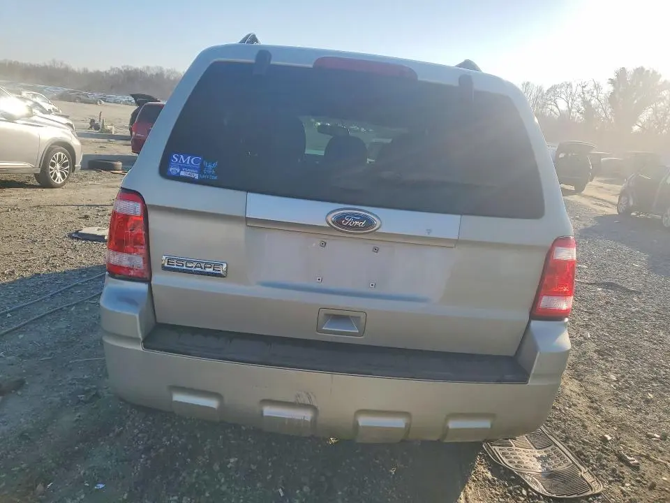 2011 FORD ESCAPE XLT  