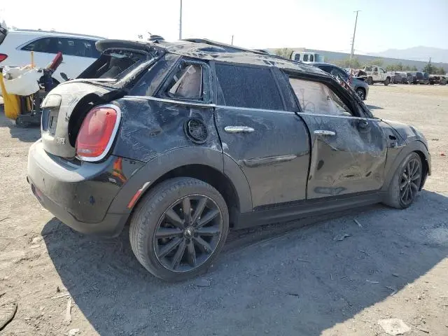 2016 MINI COOPER   