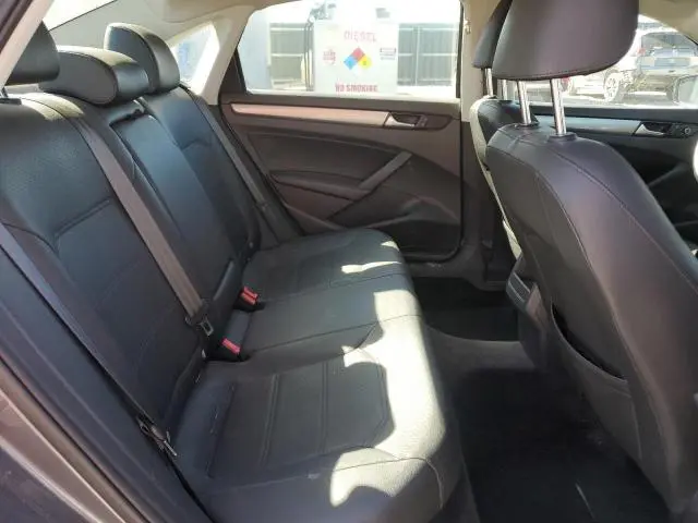 2015 VOLKSWAGEN PASSAT S