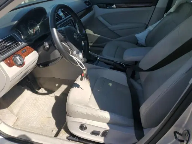 2013 VOLKSWAGEN PASSAT SEL