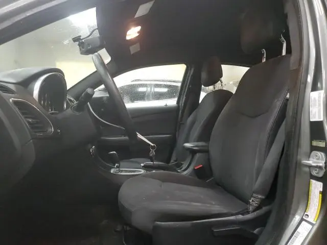 2013 CHRYSLER 200 LX  